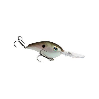 The Strike King 6XD Crankbait has a fish-like design with a dark back, light sides, and silver underbelly. Its curved bill boosts diving action, while dual treble hooks ensure secure catches.