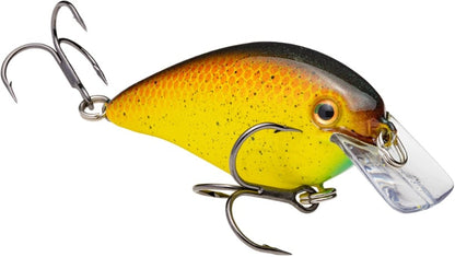 The Strike King KVD Squarebill Crankbait by Strike King is yellow and brown, fish-shaped with a textured surface, two treble hooks, and a clear plastic lip—perfect for shallow water fishing.