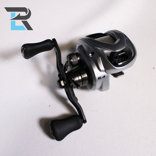 Ark Gravity 7 G7106 R 6.4:1 Gear Ratio - Used Casting Reel - Excellent Condition