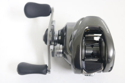 Shimano Metanium METMGL151B 6.2:1 Gear Ratio - Used Casting Reel - Very Good Condition