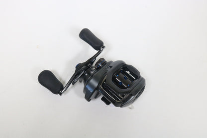 Shimano SLXMGL70HG 7.2:1 - Used Casting Reel - Very Good Condition